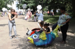 Zanimal Le Carrousel Eclate 13 * 6240 x 4160 * (7.99MB)